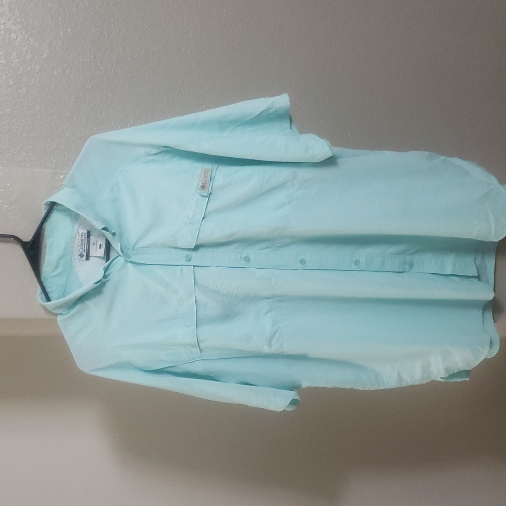 Columbia Performance Fishing Gear button up shirt